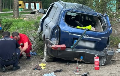 На Харківщині у ДТП загинули жінка і дитина, а водій вчинив самогубство