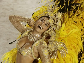 В Рио-де-Жанейро стартует знаменитый карнавал