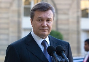 Янукович подписал закон, расширяющий его полномочия