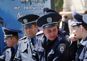 Глава МВД пообещал наказывать милиционеров-хамов