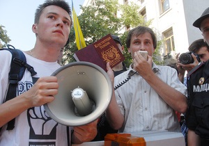 Батьківщина: Харьковский горисполком препятствует установке агитпалаток