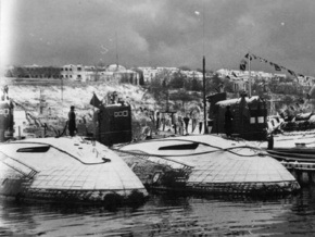 В Херсоне подлодку СС-310 готовят к сложной транспортировке в Киев