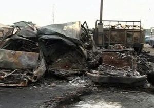 В автоаварии в Нигерии с участием 20 автомобилей сгорели заживо 15 человек