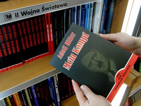 Польский издатель получил три месяца тюрьмы за публикацию выдержек из Майн Кампф