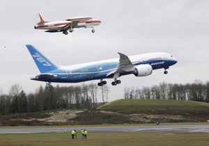 Boeing-787 Dreamliner совершил первый испытательный полет