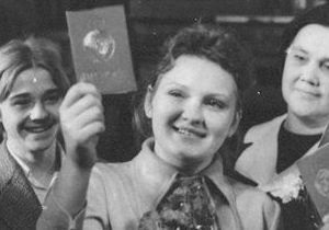Корреспондент: Краснокожая паспортина. Как паспортный режим СССР изменил жизнь граждан – архив