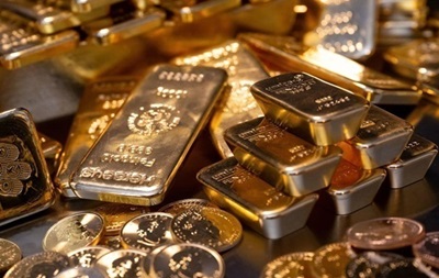 Стоимость золота впервые в истории превысила $3600