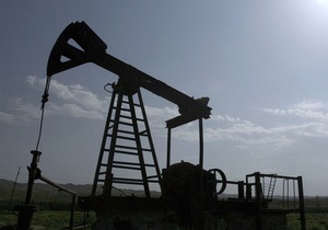 Цены на нефть в США упали ниже 100 долларов за баррель