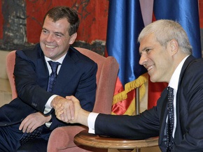 Медведев: Между событиями на Балканах и на Кавказе нельзя проводить параллели