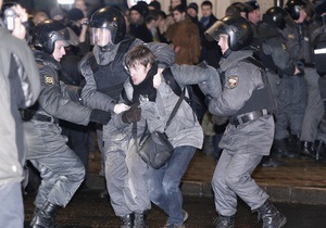 В Санкт-Петербурге вновь начались задержания участников акций протеста