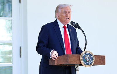 Человек Путина в США. Трамп меняет отношение к РФ