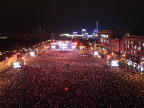 В Украине вышла киноверсия харьковского рок-концерта Queen + Paul Rodgers