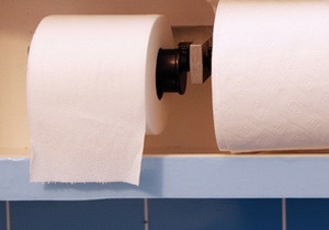 Жители Днепропетровска создали подпольный завод по производству туалетной бумаги