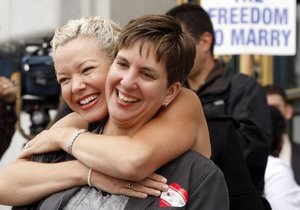 В штате Вашингтон заключили первые однополые браки