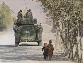 Четыре афганских ребенка погибли, играя со снарядом