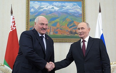 Лукашенко заговорил с Путиным о  Минске-3 