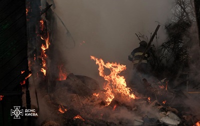Пожары после ночного обстрела Киева ликвидированы