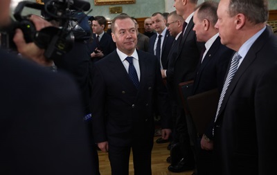 Медведев пригрозил ЕС войной из-за активов РФ