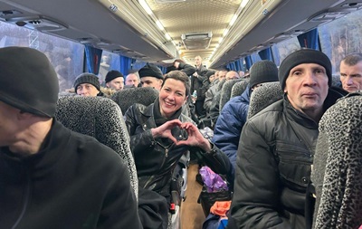 Білорусь передала Україні 114 цивільних громадян