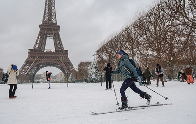 Европа в снегу. Есть погибшие и отмена авиарейсов