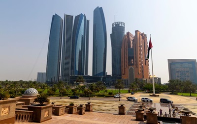 В Абу-Даби начались трехсторонние переговоры - СМИ