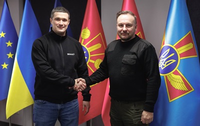  Флеш  стал советником министра обороны