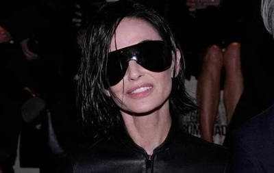 Деми Мур шокировала своим видом на публике: фанаты обеспокоены