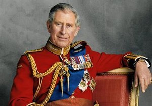 Большинство британцев хотят, чтобы следующим монархом стал принц Чарльз