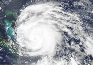 На Багамы обрушился ураган на скорости 200 км/ч