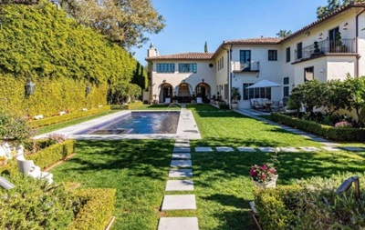 Дружина Оззі Осборна виставила на продаж сімейний будинок у Лос-Анджелесі