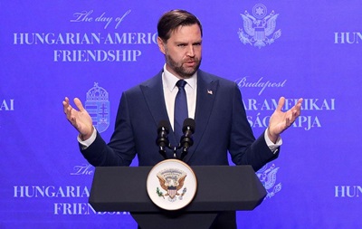 Венс раскритиковал  торги  между Украиной и РФ