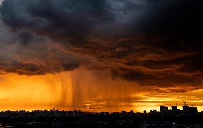 Укрэнерго вернуло графики отключений на 9 апреля