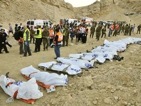 Число жертв аварии в Израиле возросло до 30 человек