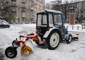 Киевавтодор заявил, что успешно чистит улицы от снега