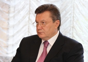 Янукович сократил визит в Японию из-за взрывов в Макеевке
