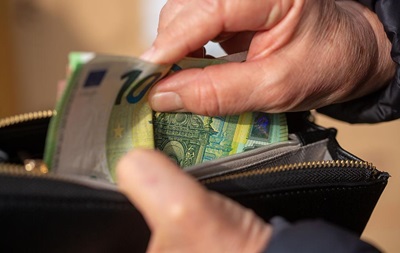 Евро подорожал до нового исторического максимума