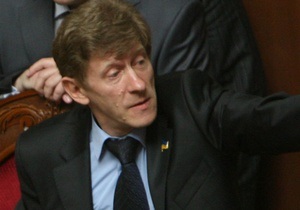 Депутат признался, что отдал месячную зарплату на лечение Забзалюка