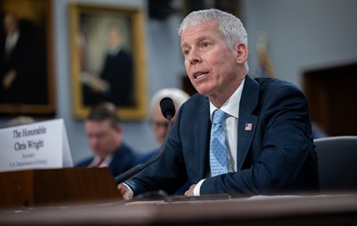  Прагматичне рішення : у США прокоментували послаблення санкцій проти РФ