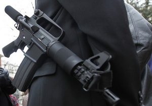 В США за три дня скупили трехлетние запасы магазинов для винтовки, которую использовал стрелок из Коннектикута