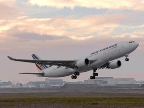 СМИ: Аэробусы Air France разбиваются вчетверо чаще, чем в среднем по индустрии