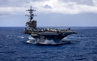 Война с Ираном: у США 200 самолетов на авианосцах