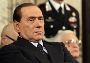 Берлускони воспользовался Facebook, чтобы опровергнуть слухи о своей отставке