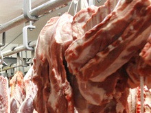 Президент запретил продавать в Украине дешевое мясо