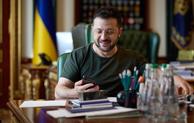 Зеленский пригласил Фицо с визитом в Киев