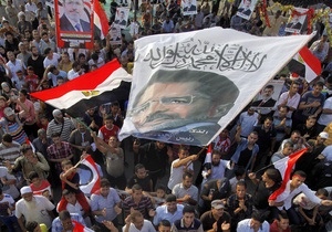 В столице Египта прошли столкновения сторонников и противников свергнутого Мурси