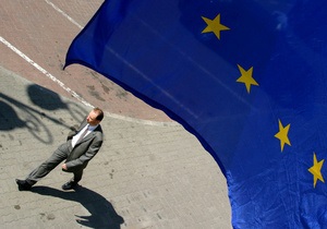 Польский МИД: Евросоюз должен отменить визовый режим с Украиной без дополнительных условий