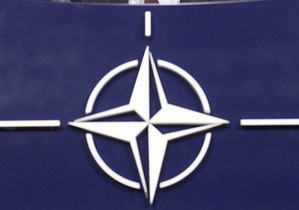 НАТО наградило украинского офицера за службу в Ираке