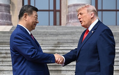 Трамп уехал от Си без торговой сделки - СМИ