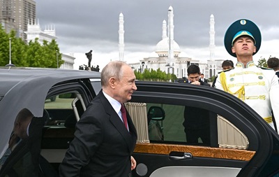 Пулемет и воздушное прикрытие. Новый кортеж Путина