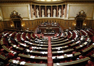 Сенат Франции одобрил пенсионную реформу